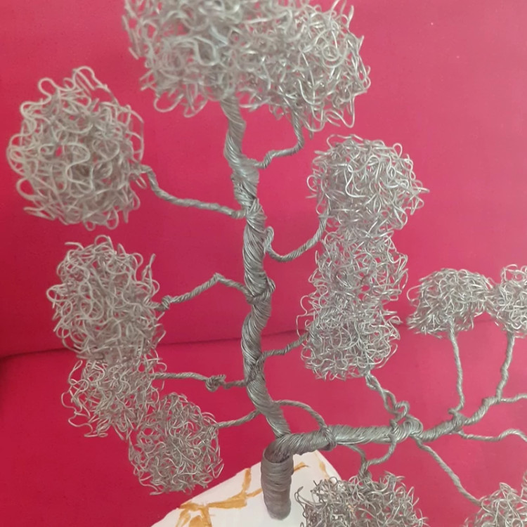 دکوری رومیزی اسمبلاژ سیمی درخت بن سای با پایه کویری هنری مفتولی دست ساز کادویی