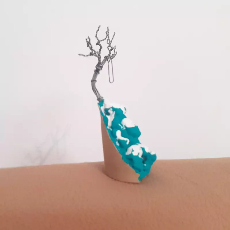 مجسمه سیمی درخت صخره ای دو طرفه